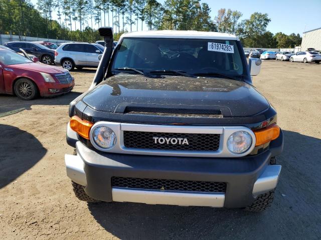 Photo 9 from auction – 2010 TOYOTA FJ CRUISER with VIN JTEBU4BF4AK080362