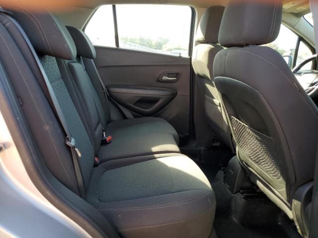 Photo 6 from auction – 2018 CHEVROLET TRAX LS with VIN KL7CJNSB0JB715594