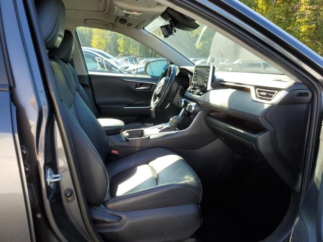 Photo 5 from auction – 2019 TOYOTA RAV4 LIMIT with VIN 2T3DWRFVXKW017006