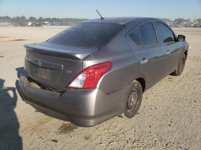 Photo 4 from auction – 2017 NISSAN VERSA S with VIN 3N1CN7AP6HL813007