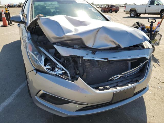 Photo 9 from auction – 2017 HYUNDAI SONATA SE with VIN 5NPE24AF2HH537963