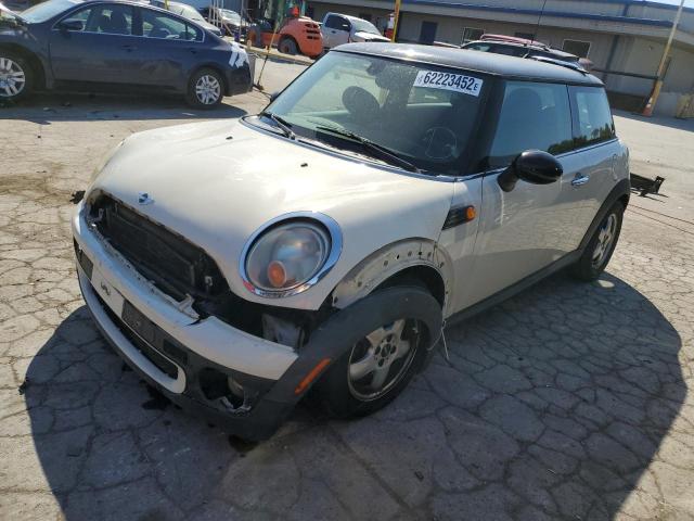 Photo 2 from auction – 2008 MINI COOPER with VIN WMWMF33518TT66520