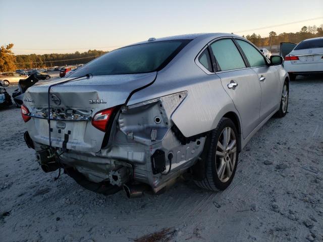 Photo 4 from auction – 2017 NISSAN ALTIMA 3.5 with VIN 1N4BL3APXHC125584