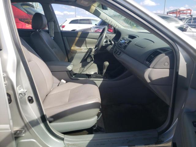 Photo 5 from auction – 2004 TOYOTA CAMRY LE with VIN 4T1BE32K34U849351