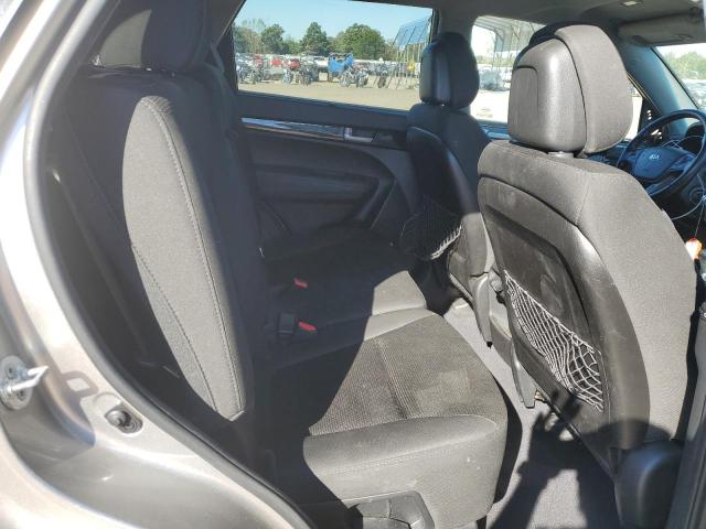 Photo 6 from auction – 2015 KIA SORENTO LX with VIN 5XYKTDA66FG603824