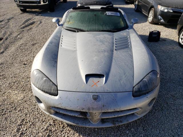 Photo 9 from auction – 2004 DODGE VIPER SRT- with VIN 1B3JZ65Z04V101554