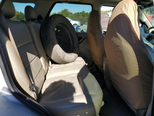 Photo 6 from auction – 2005 FORD ESCAPE LIM with VIN 1FMYU04135KA66608