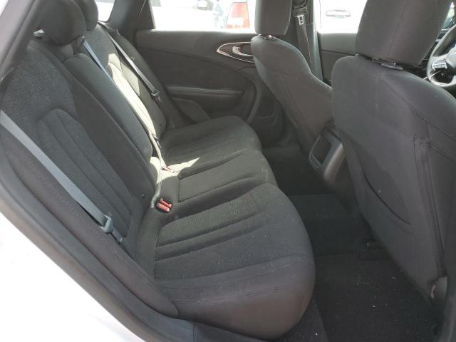 Фото 6 с аукциона – 2015 CHRYSLER 200 LIMITE с VIN 1C3CCCAB1FN552418