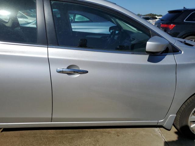 Photo 9 from auction – 2017 NISSAN SENTRA S with VIN 3N1AB7AP9HY206263