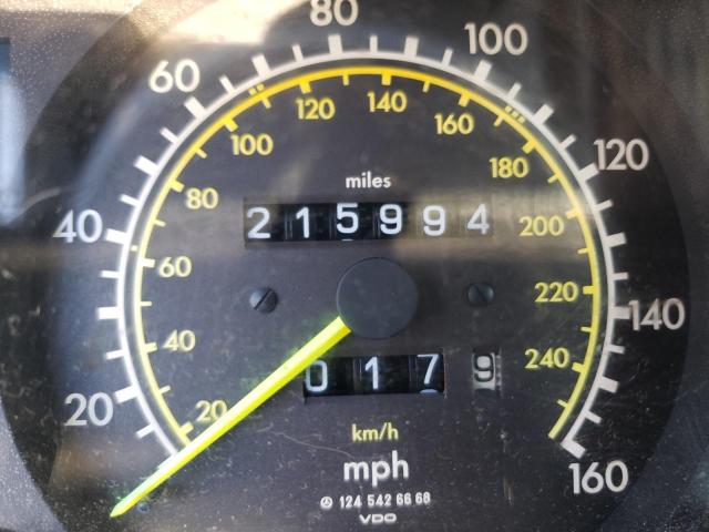 Photo 8 from auction – 1990 MERCEDES-BENZ 300 E with VIN WDBEA30D9LB119230