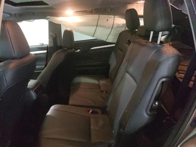Photo 6 from auction – 2016 TOYOTA HIGHLANDER with VIN 5TDJKRFH5GS237350