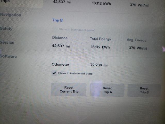 Photo 8 from auction – 2018 TESLA MODEL X with VIN 5YJXCAE2XJF107890