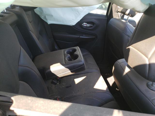 Photo 6 from auction – 2019 JEEP CHEROKEE T with VIN 1C4PJMBX9KD469287