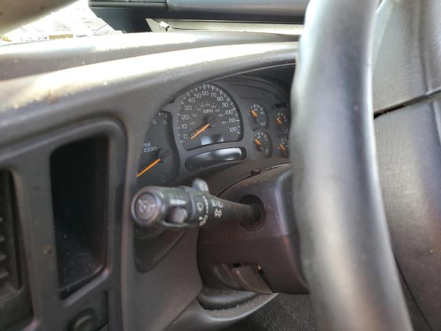 Photo 8 from auction – 2005 CHEVROLET SILVERADO with VIN 2GCEC19T951116518