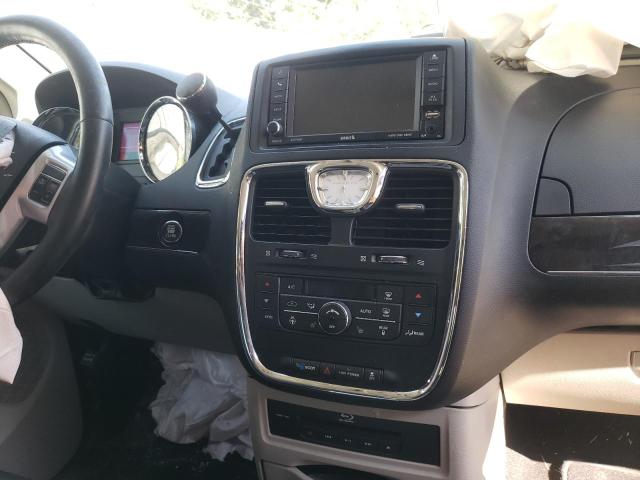 Photo 9 from auction – 2013 CHRYSLER TOWN & COU with VIN 2C4RC1CG4DR802608
