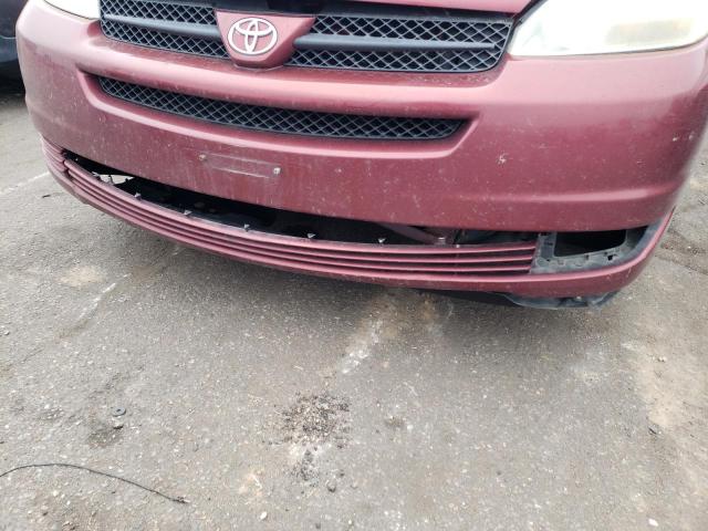 Photo 9 from auction – 2005 TOYOTA SIENNA LE with VIN 5TDBA23C75S030589