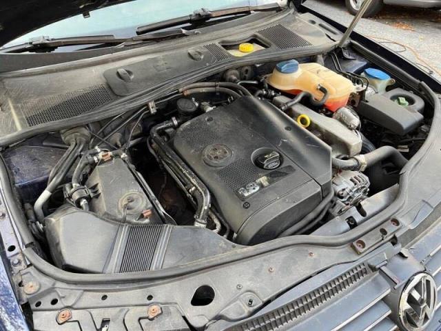 Photo 7 from auction – 2003 VOLKSWAGEN PASSAT GLS with VIN WVWVD63B13E232303
