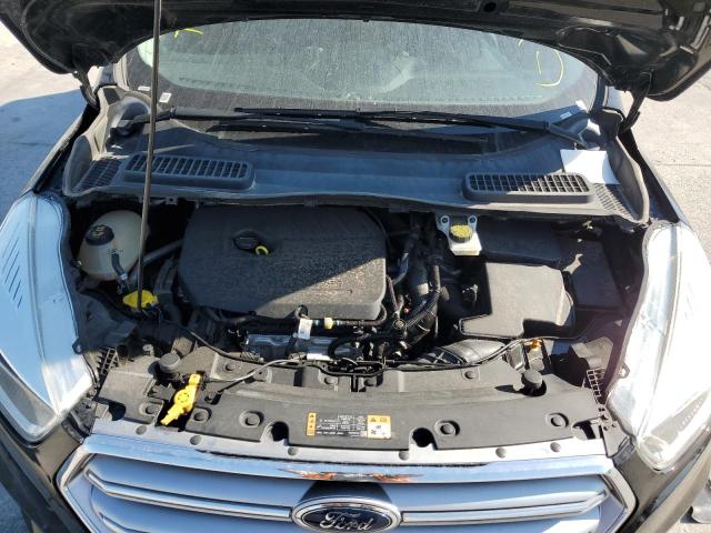 Photo 7 from auction – 2017 FORD ESCAPE SE with VIN 1FMCU0GD0HUC07997