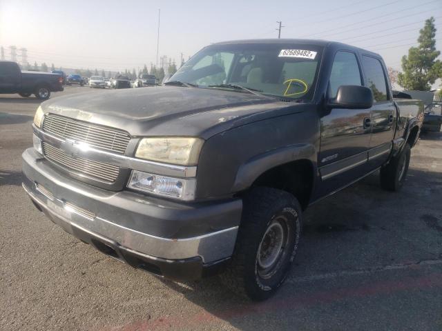 Photo 2 from auction – 2004 CHEVROLET SILVERADO with VIN 1GCHC23U44F159661