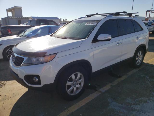 Photo 2 from auction – 2013 KIA SORENTO LX with VIN 5XYKT4A25DG353082