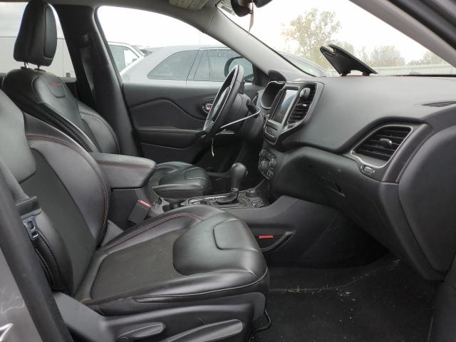 Photo 5 from auction – 2019 JEEP CHEROKEE T with VIN 1C4PJMBX2KD397848