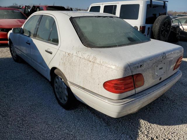 Photo 3 from auction – 1998 MERCEDES-BENZ E 320 with VIN WDBJF65F4WA606664
