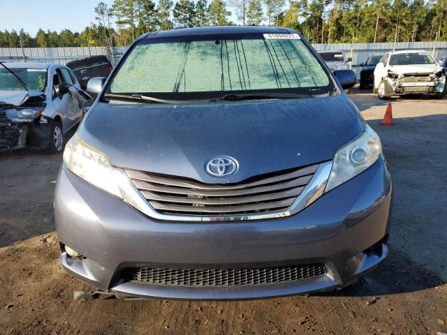 Photo 9 from auction – 2013 TOYOTA SIENNA XLE with VIN 5TDYK3DC0DS402607