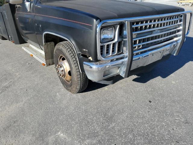 Photo 9 from auction – 1982 CHEVROLET C30 with VIN 1GBHC34W0CV104249