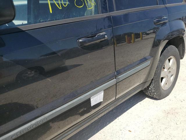 Photo 9 from auction – 2008 JEEP GRAND CHER with VIN 1J8GR48K68C215712