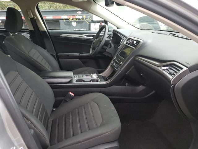 Photo 5 from auction – 2020 FORD FUSION SE with VIN 3FA6P0HD2LR202443