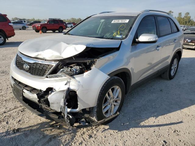 Photo 2 from auction – 2015 KIA SORENTO LX with VIN 5XYKT4A69FG626255