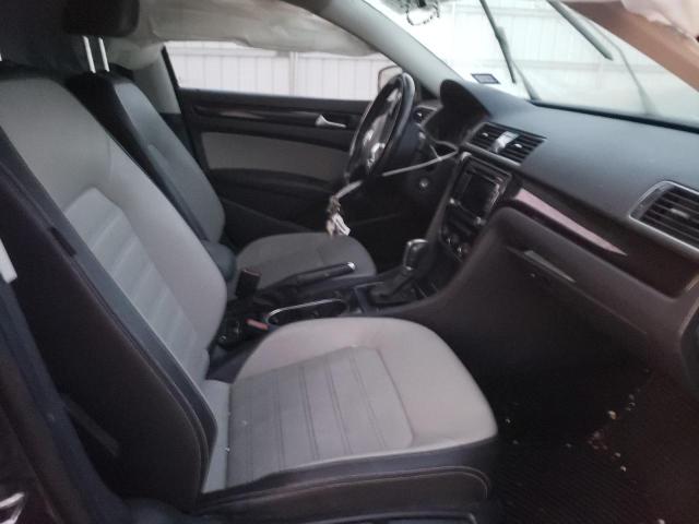 Photo 5 from auction – 2015 VOLKSWAGEN PASSAT SE with VIN 1VWBS7A35FC093333