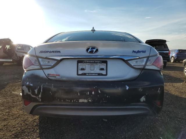 Photo 6 from auction – 2012 HYUNDAI SONATA HYB with VIN KMHEC4A46CA027235