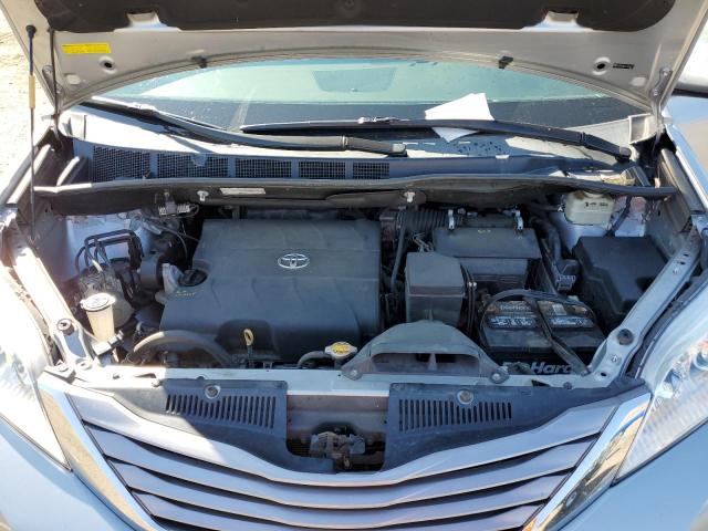 Photo 7 from auction – 2015 TOYOTA SIENNA XLE with VIN 5TDYK3DC4FS659112