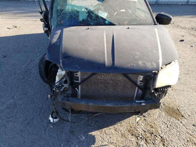 Photo 7 from auction – 2014 CHRYSLER TOWN & COU with VIN 2C4RC1BGXER435832