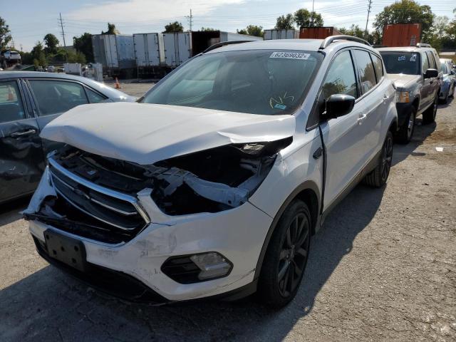 Photo 2 from auction – 2017 FORD ESCAPE SE with VIN 1FMCU9GD4HUC34270