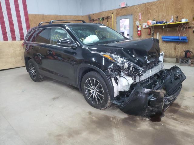 TOYOTA HIGHLANDER 2017 with VIN 5TDJZRFH2HS442279 - Photo from auction