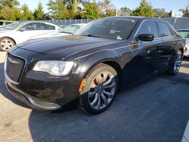 Photo 2 from auction – 2017 CHRYSLER 300 LIMITE with VIN 2C3CCAAG4HH657613