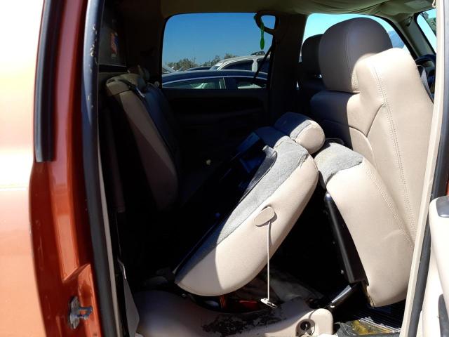 Photo 6 from auction – 2004 CHEVROLET AVALANCHE with VIN 3GNEK12T24G245355