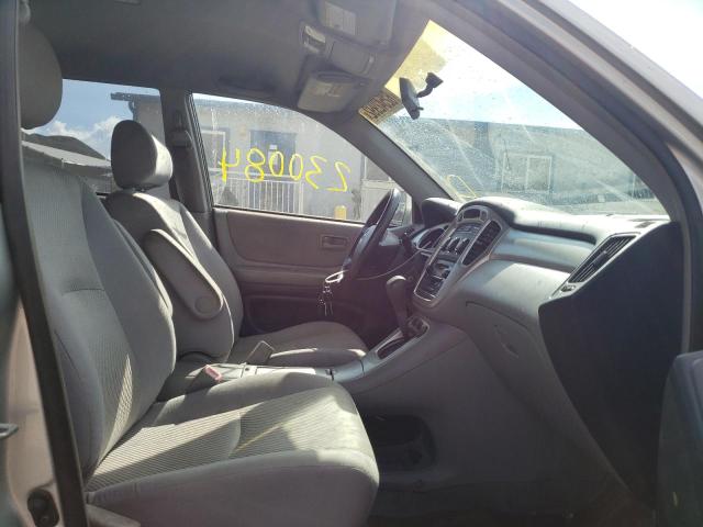 Photo 5 from auction – 2004 TOYOTA HIGHLANDER with VIN JTEGD21A040078544