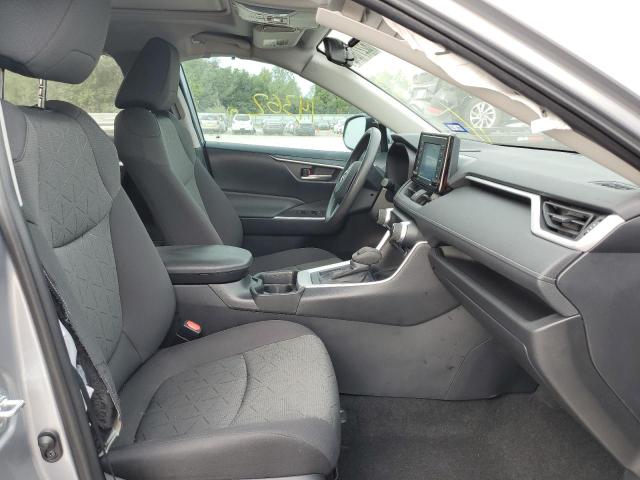 Photo 5 from auction – 2021 TOYOTA RAV4 XLE with VIN 2T3W1RFV9MC140761