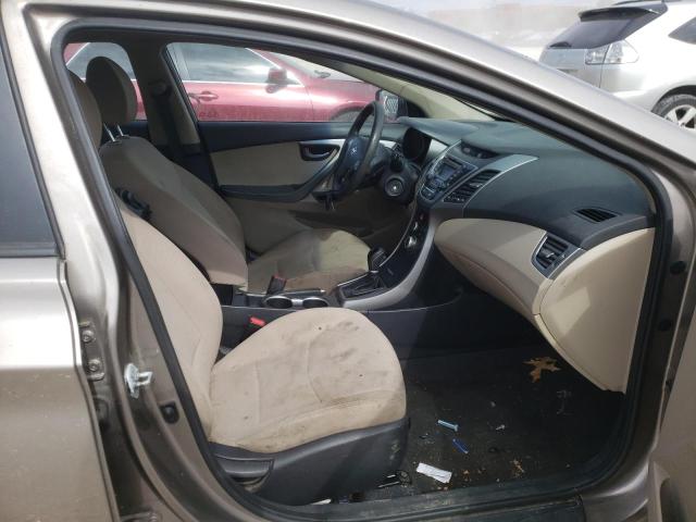 Photo 5 from auction – 2016 HYUNDAI ELANTRA SE with VIN 5NPDH4AE2GH734468