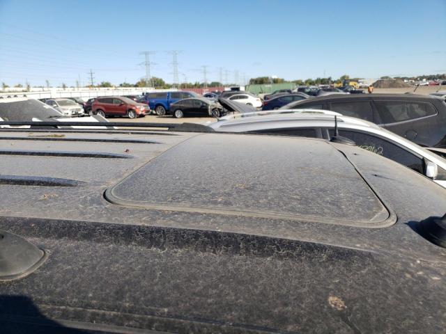 Photo 9 from auction – 2003 CHEVROLET SUBURBAN K with VIN 3GNFK16Z73G170539