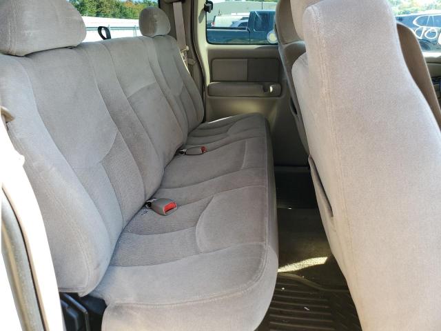 Photo 6 from auction – 2004 GMC NEW SIERRA with VIN 2GTEK19V841290731