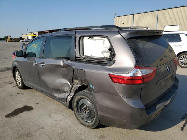 Photo 3 from auction – 2016 TOYOTA SIENNA XLE with VIN 5TDYK3DC5GS705287