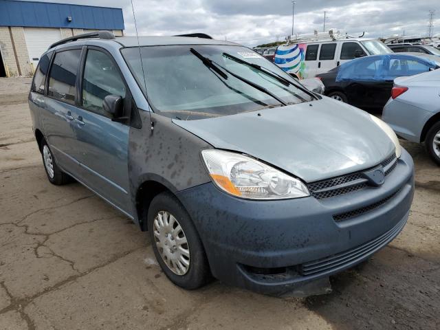 TOYOTA SIENNA 2004 with VIN 5TDZA23C84S166985 - Photo from auction