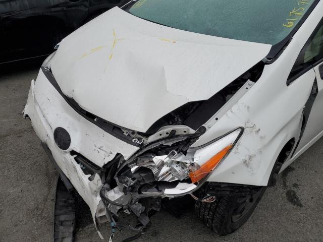 Photo 9 from auction – 2014 TOYOTA PRIUS with VIN JTDKN3DU3E1744704