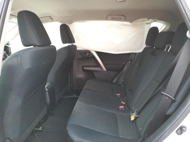 Photo 6 from auction – 2018 TOYOTA RAV4 LE with VIN JTMZFREV3JJ155197