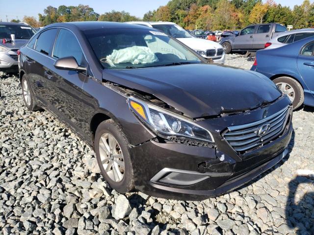 HYUNDAI SONATA SE 2017 with VIN 5NPE24AF1HH508261 - Photo from auction