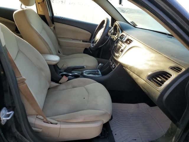Photo 5 from auction – 2014 CHRYSLER 200 LX with VIN 1C3CCBAB4EN204623